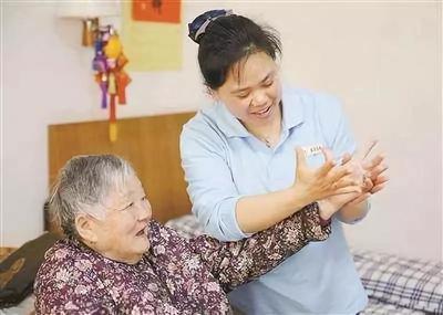 2020年起到2024年,甘肃将重点打造一批省级示范社区综合养老服务中心